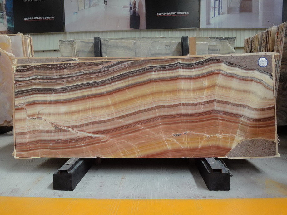 Multicolor onyx1